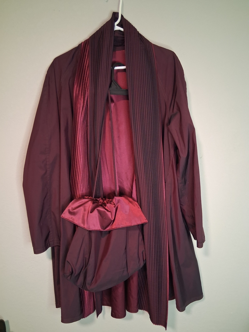 Mycra Pac One Women’s Deep Fuchsia Wrap Coat & Matching Drawstring Bag Set M/L